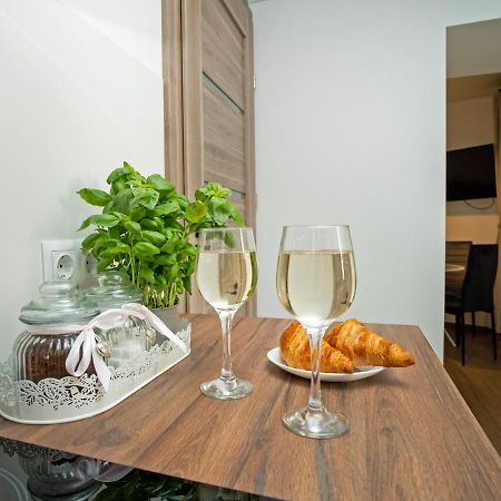 Downhill Apartment On The Groundfloor Kaunas Eksteriør bilde