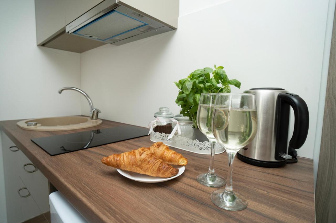 Downhill Apartment On The Groundfloor Kaunas Eksteriør bilde
